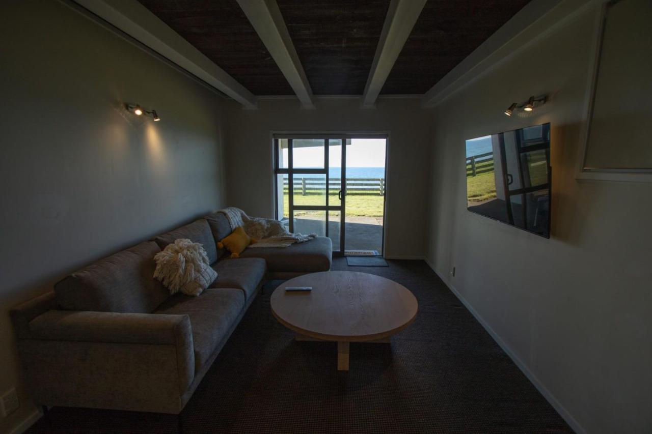 Wills On The Water Beachfront Apartment Bell Block Eksteriør billede