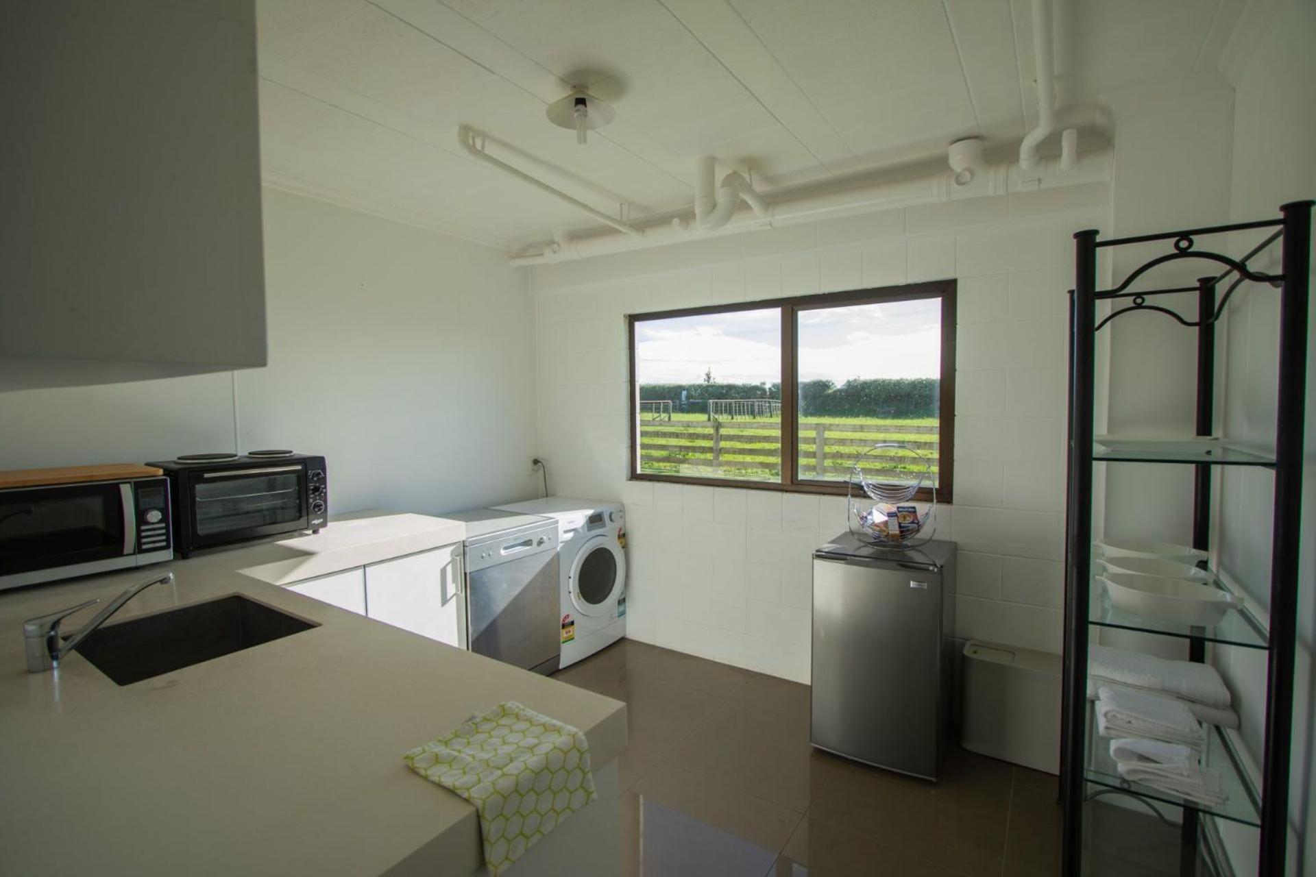 Wills On The Water Beachfront Apartment Bell Block Eksteriør billede